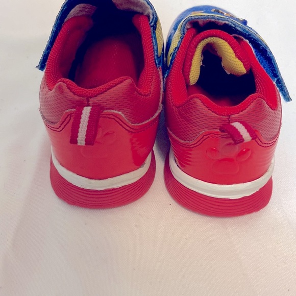 NICKELODEON PAW PATROL CHARACTER LIGHT UP SNEAKERS - Picture 4 of 5